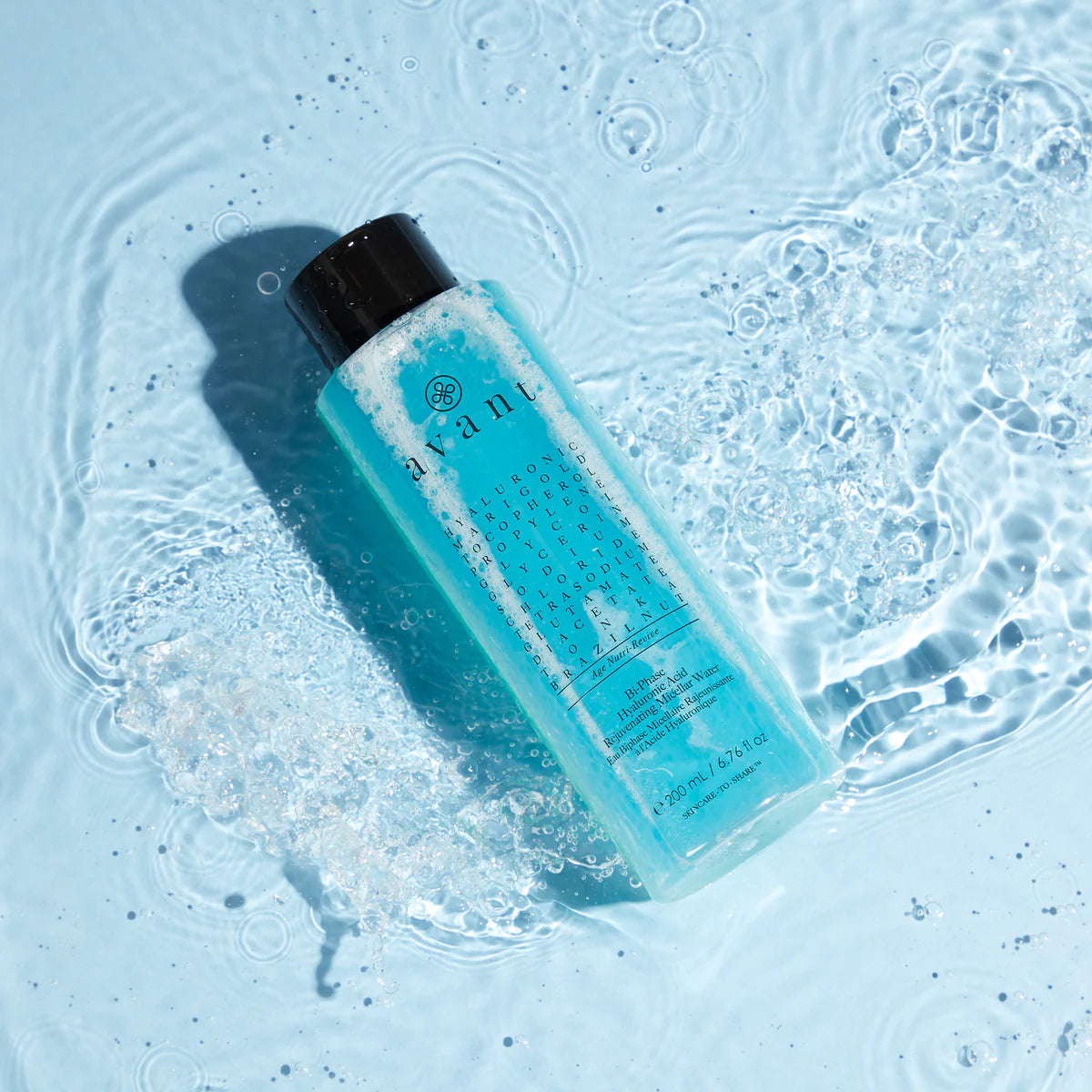 Avant Skincare Bi-Phase Hyaluronic Acid Rejuvenating Micellar Water 200ml texture