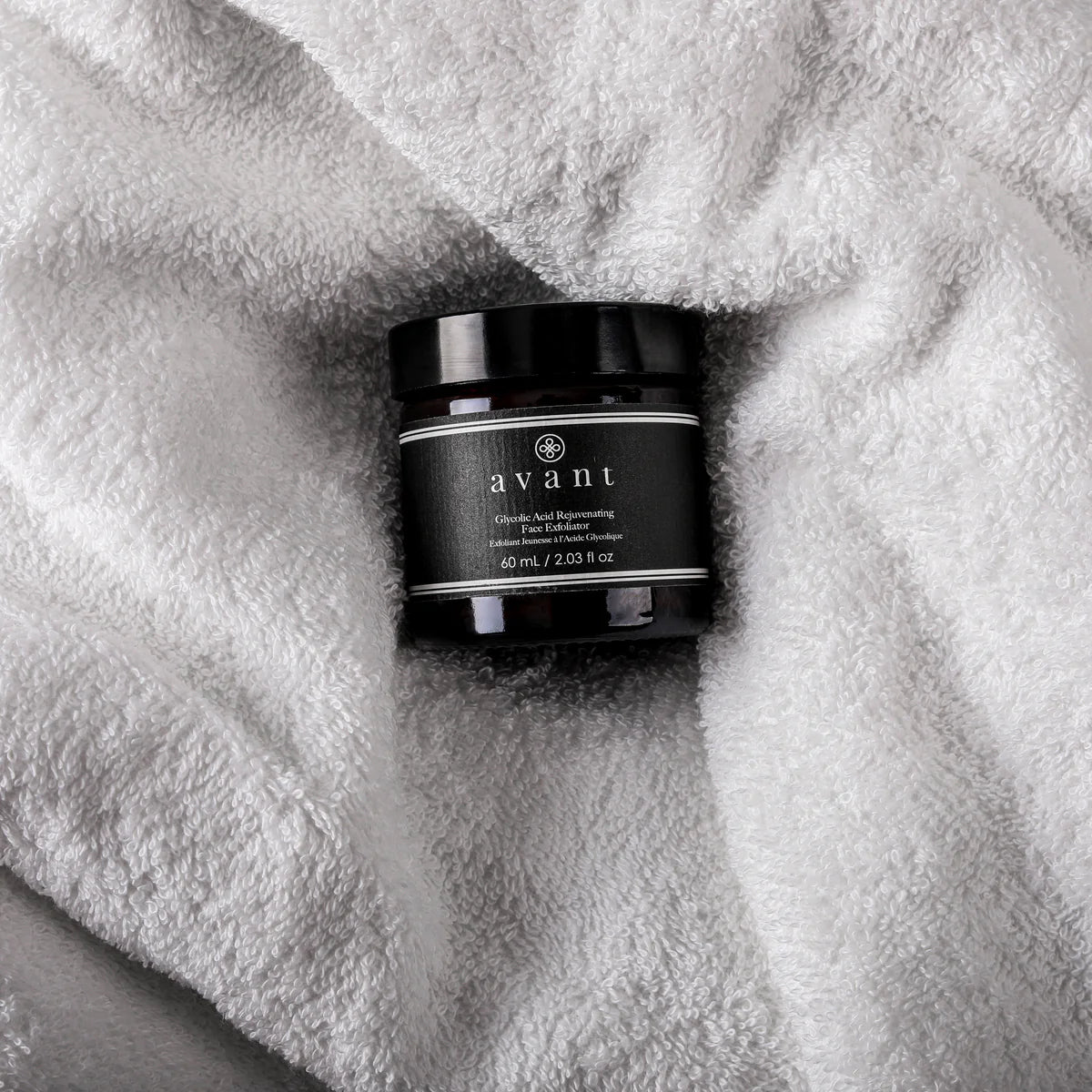 Avant Skincare Glycolic Acid Rejuvenating Face Exfoliator 60ml background