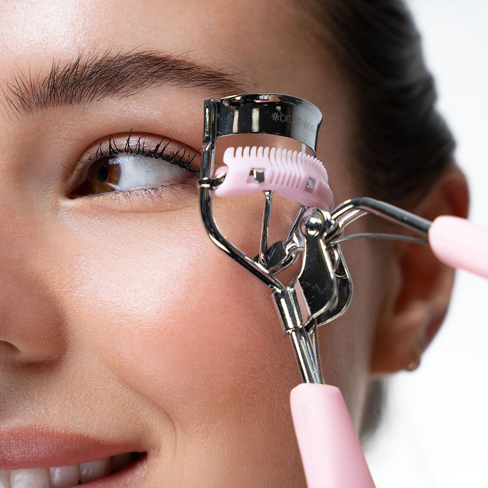 Brushworks Pro-Lash Curler With Comb