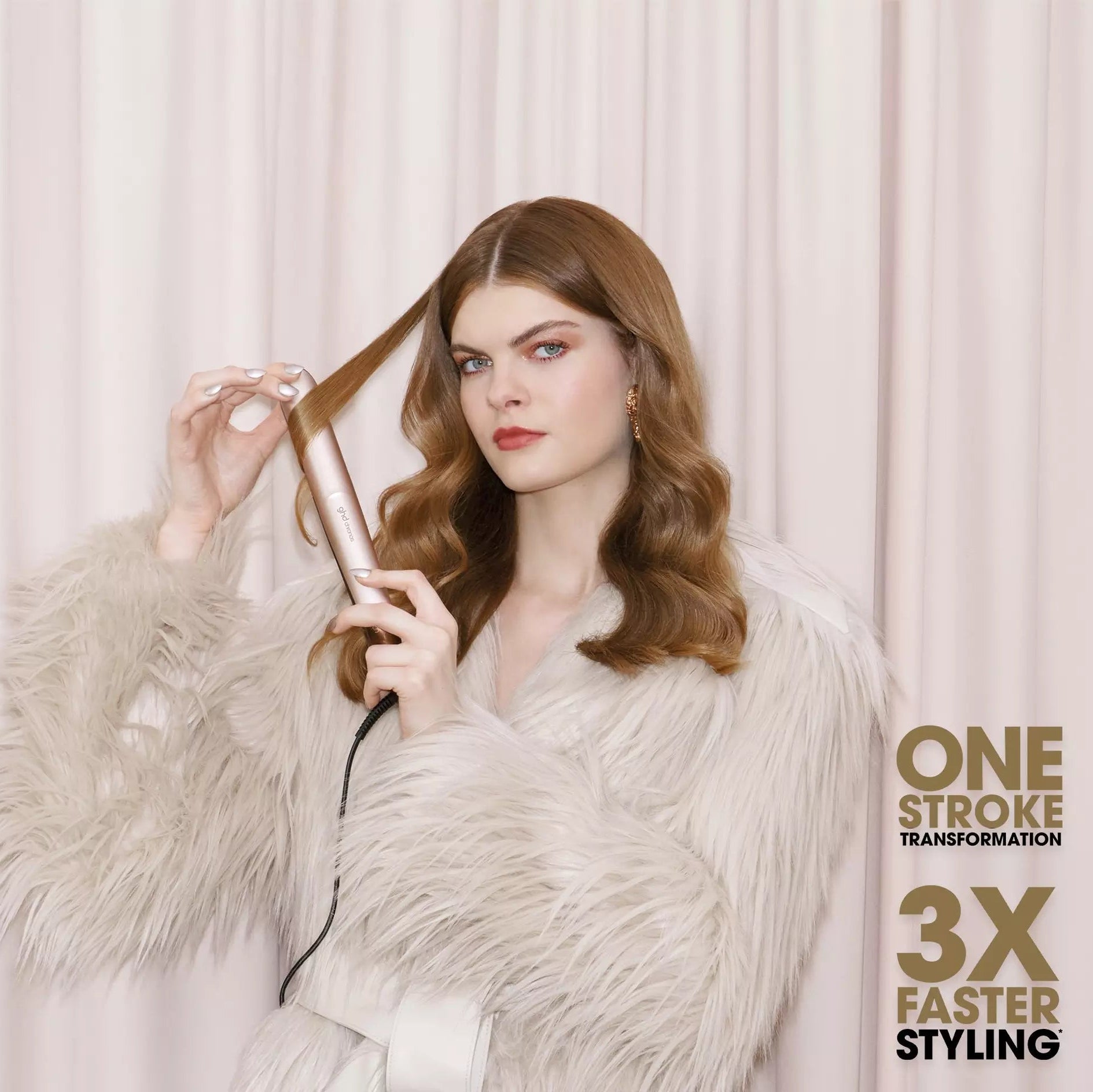 ghd Chronos Hair Straightener Festive Gift Set In Cashmere Beige
