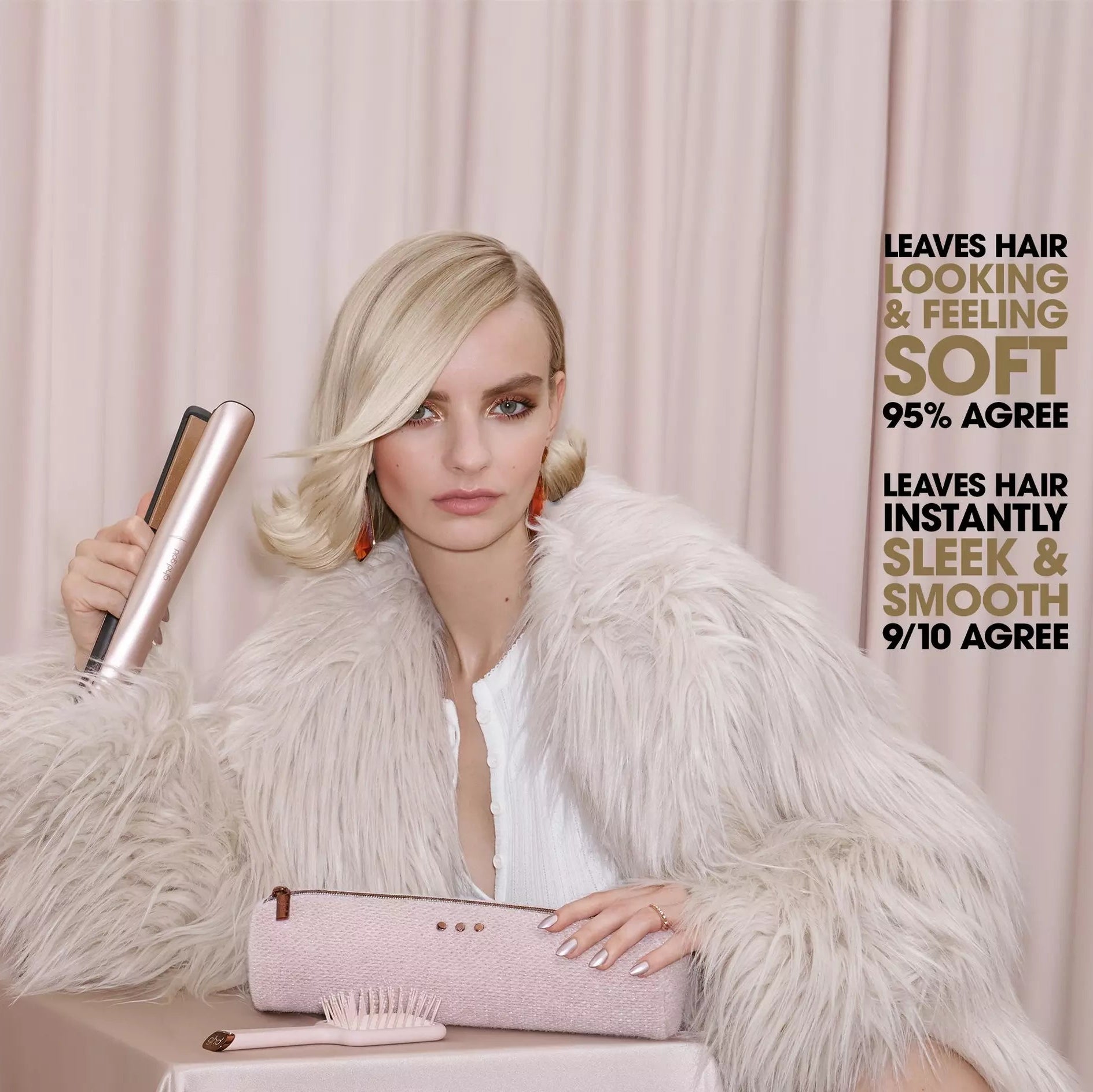 ghd Gold Hair Straightener Festive Gift Set in Cashmere Beige