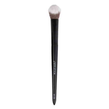 Brushworks No.25 Brightening Concealer Brush