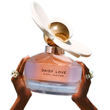 Marc Jacobs Daisy Love Eau De Toilette 100ml – HWS Beauty